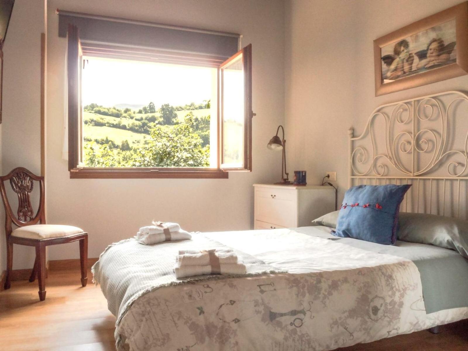 Casa La Escuelina En Villanueva Holiday home *
